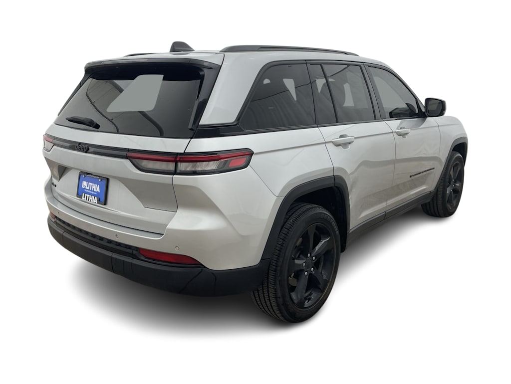Thumbnail: 2024 Jeep Grand Cherokee - 35