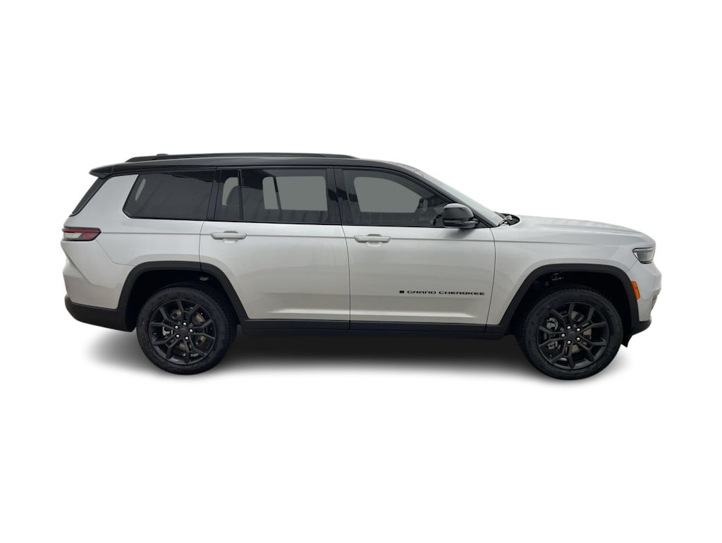Thumbnail: 2025 Jeep Grand Cherokee L - 40