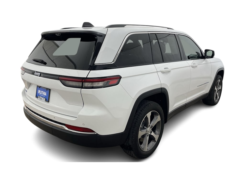 Thumbnail: 2022 Jeep Grand Cherokee - 39