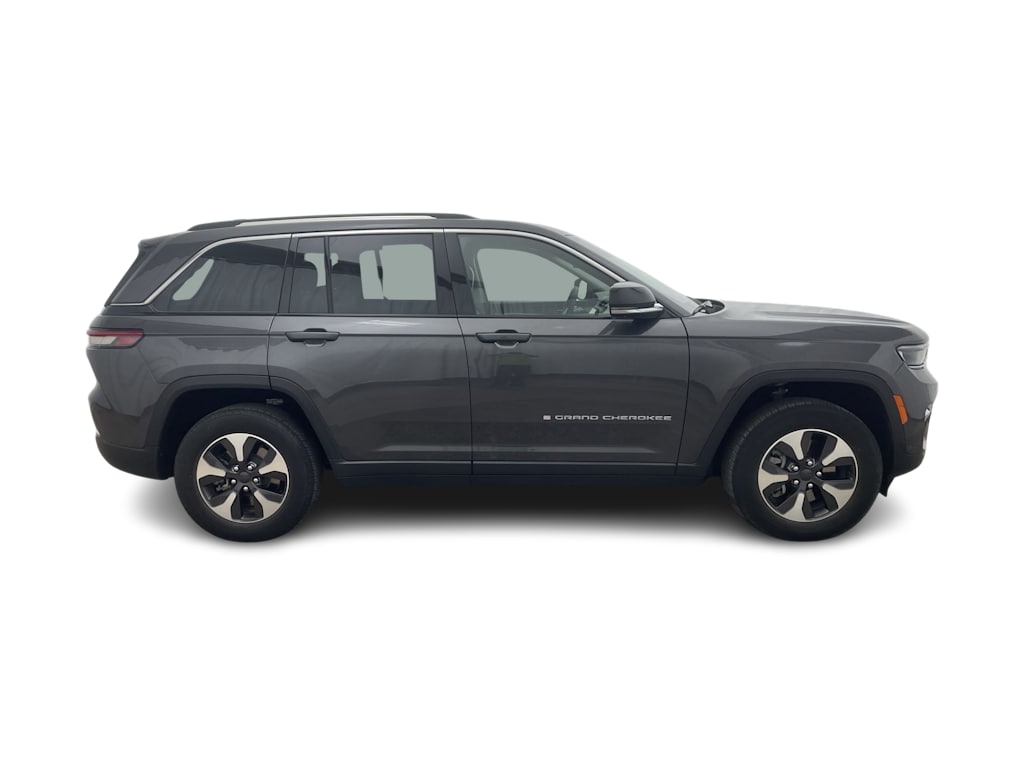 Thumbnail: 2023 Jeep Grand Cherokee - 40