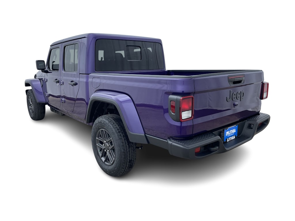 Thumbnail: 2026 Jeep Gladiator - 3