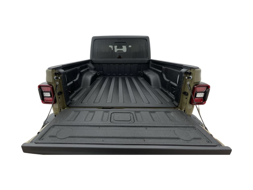 Thumbnail: 2026 Jeep Gladiator - 16