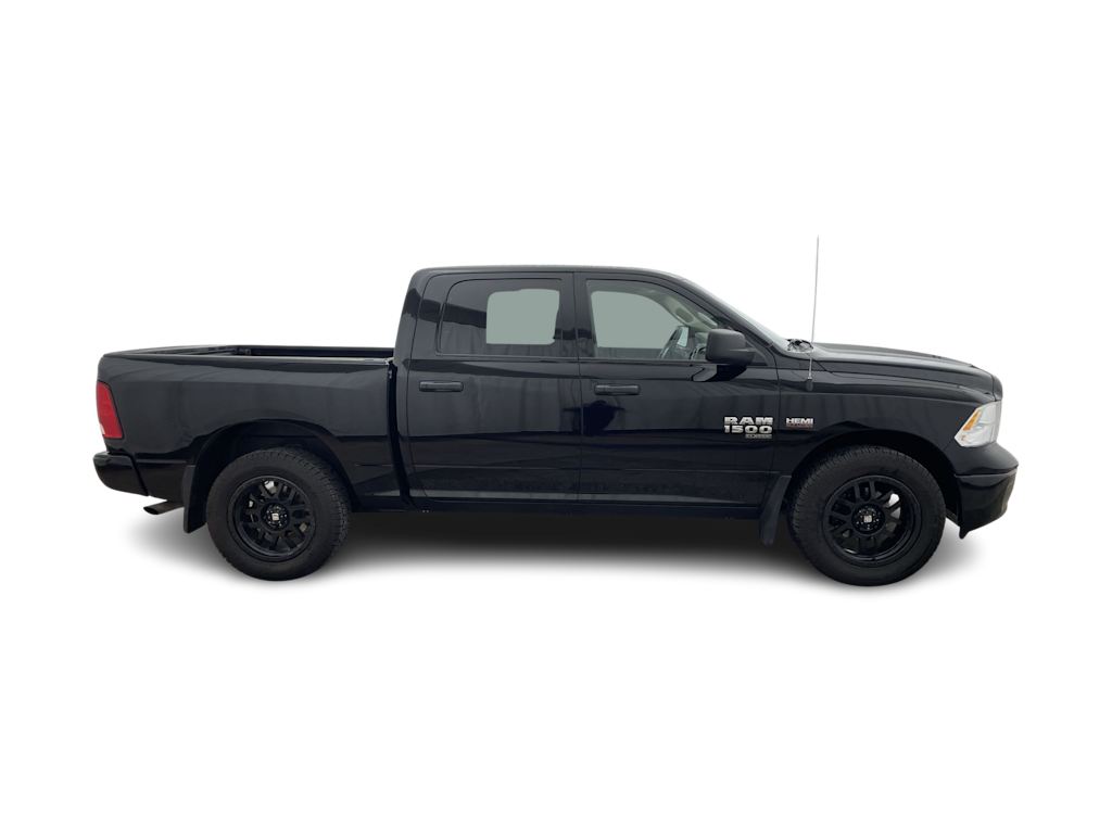 Thumbnail: 2019 RAM 1500 - 32