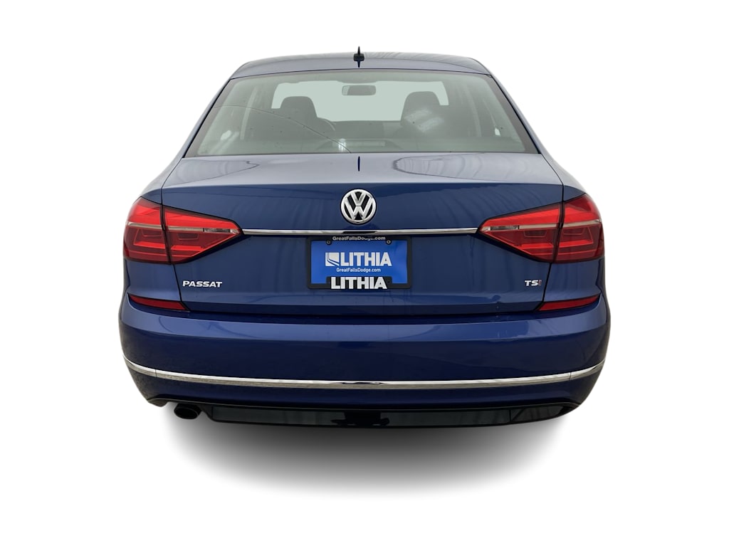 Thumbnail: 2016 Volkswagen Passat - 4