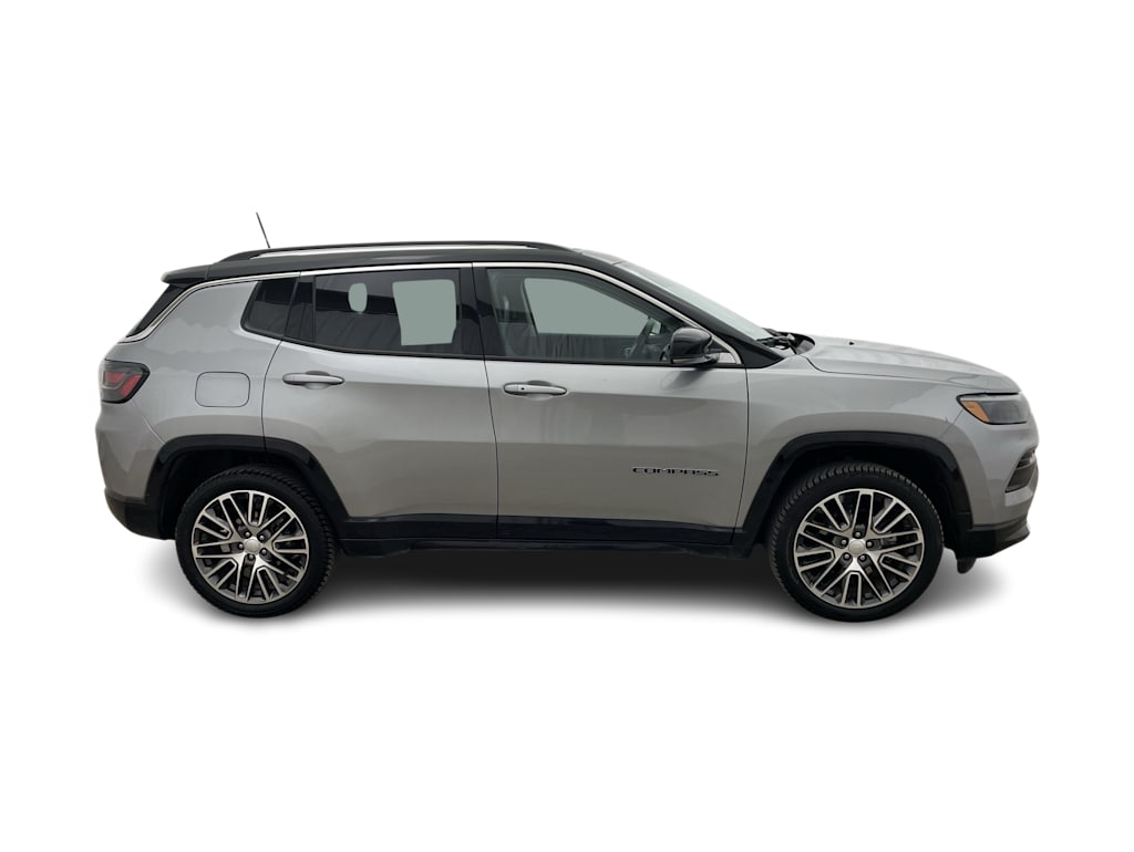 Thumbnail: 2022 Jeep Compass - 38