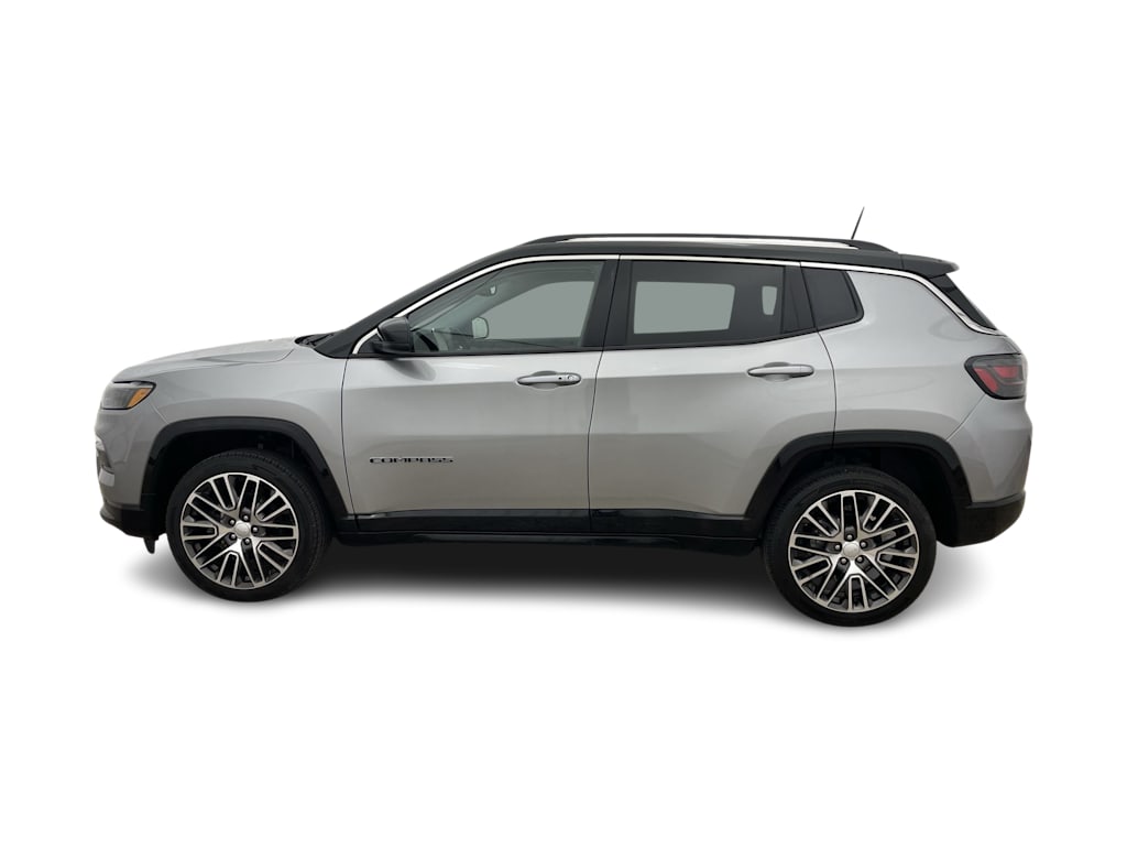 Thumbnail: 2022 Jeep Compass - 3