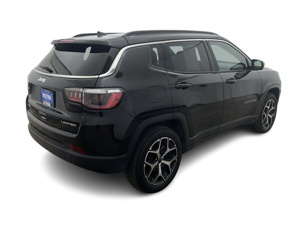 Thumbnail: 2025 Jeep Compass - 32