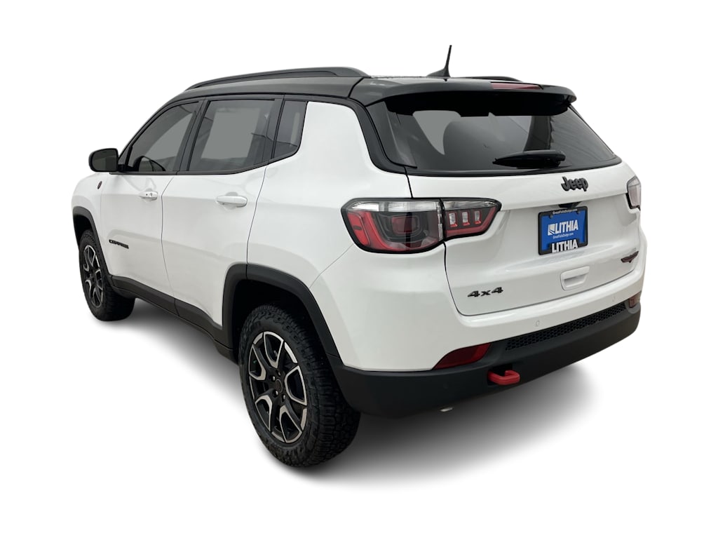 Thumbnail: 2026 Jeep Compass - 3