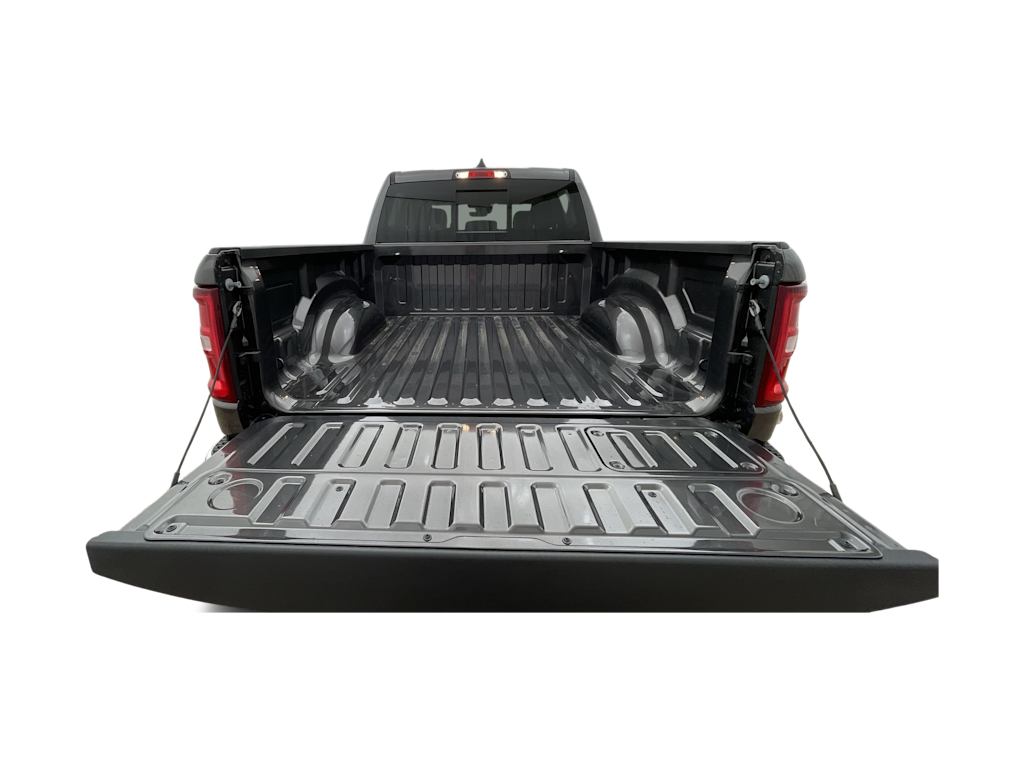 Thumbnail: 2026 RAM 1500 - 16