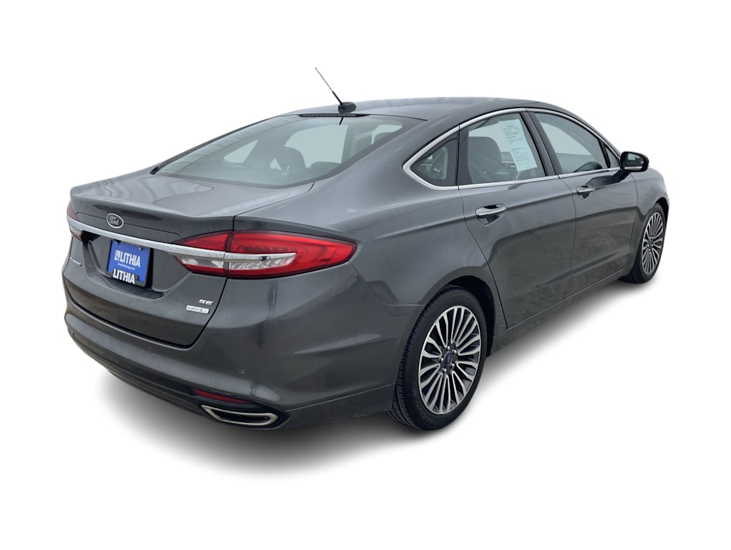 Thumbnail: 2017 Ford Fusion - 33