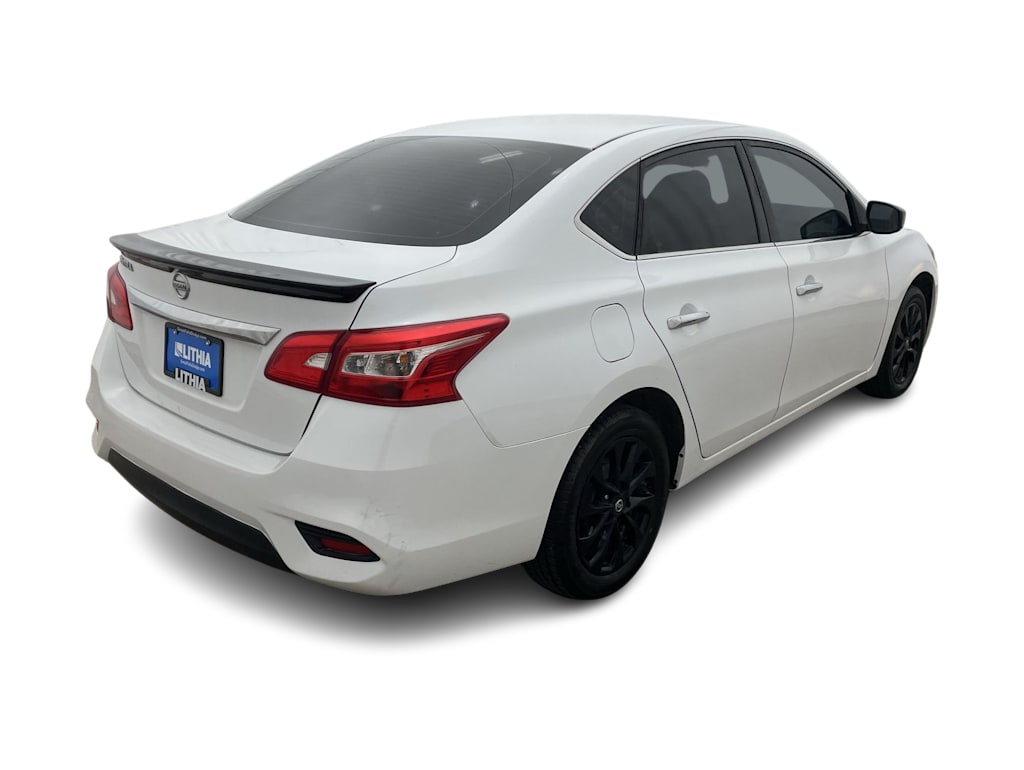 Thumbnail: 2018 Nissan Sentra - 32