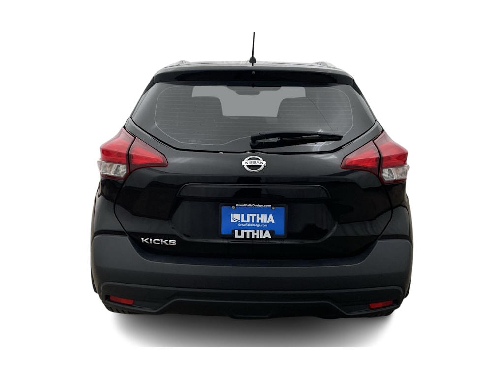 Thumbnail: 2018 Nissan Kicks - 4
