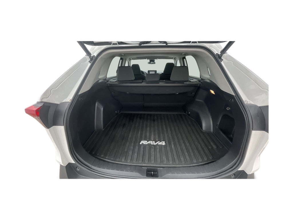 Thumbnail: 2021 Toyota RAV4 - 16