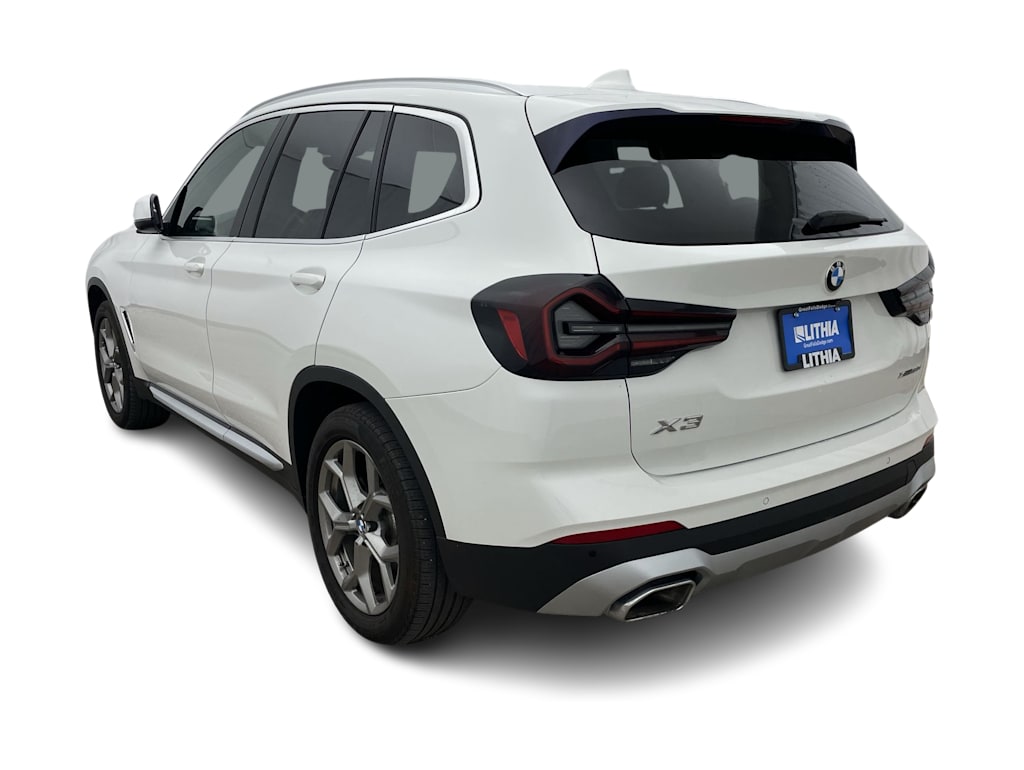 Thumbnail: 2022 BMW X3 - 3