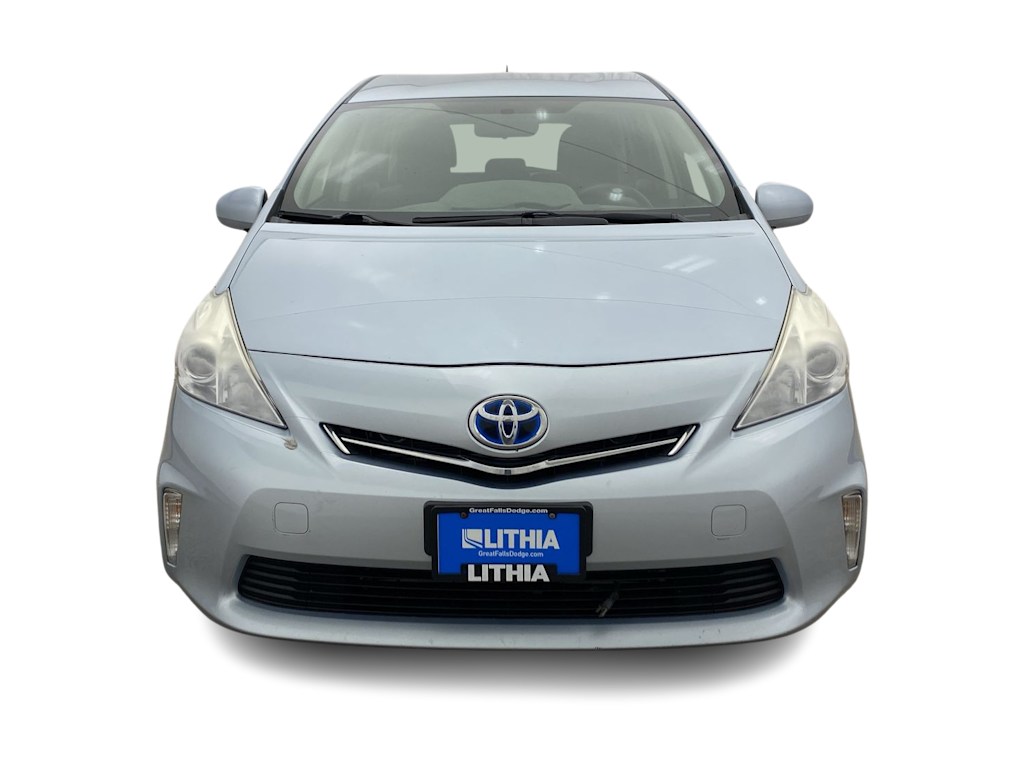 2014 Toyota Prius v Two 6