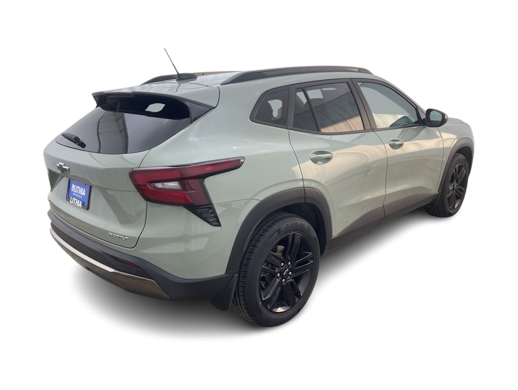 Thumbnail: 2025 Chevrolet Trax - 33