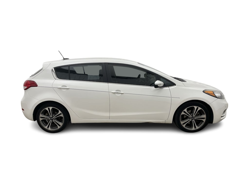Thumbnail: 2016 Kia Forte - 31