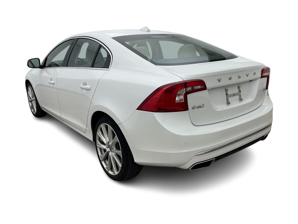 Thumbnail: 2017 Volvo S60 - 3