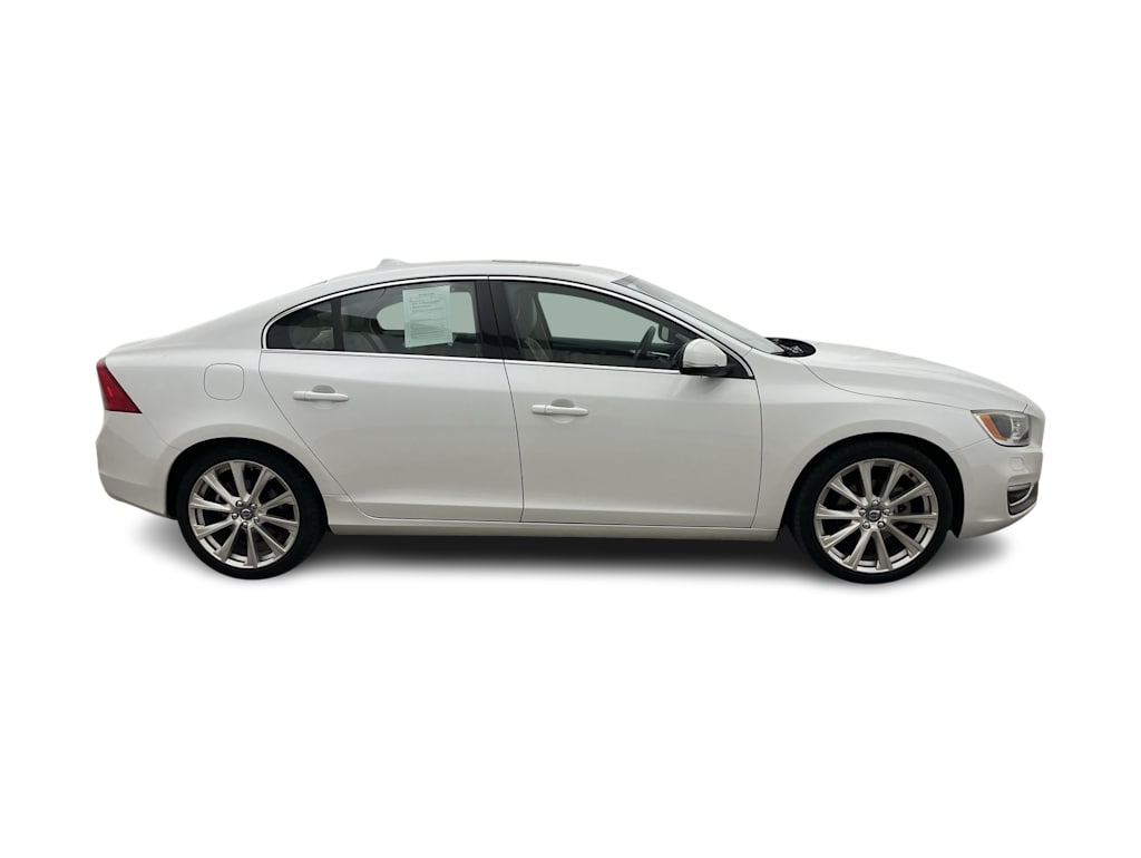 Thumbnail: 2017 Volvo S60 - 36