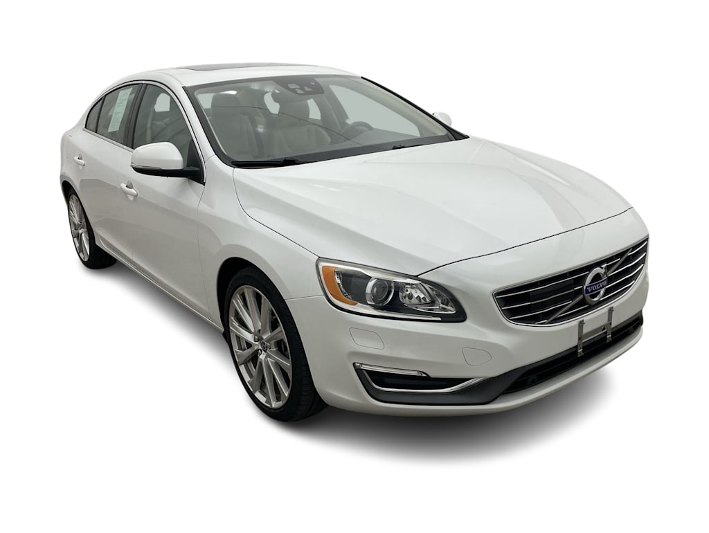 Thumbnail: 2017 Volvo S60 - 37
