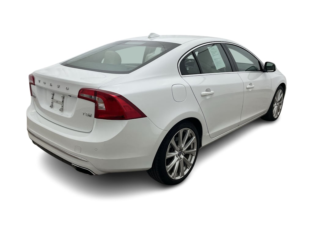 Thumbnail: 2017 Volvo S60 - 35