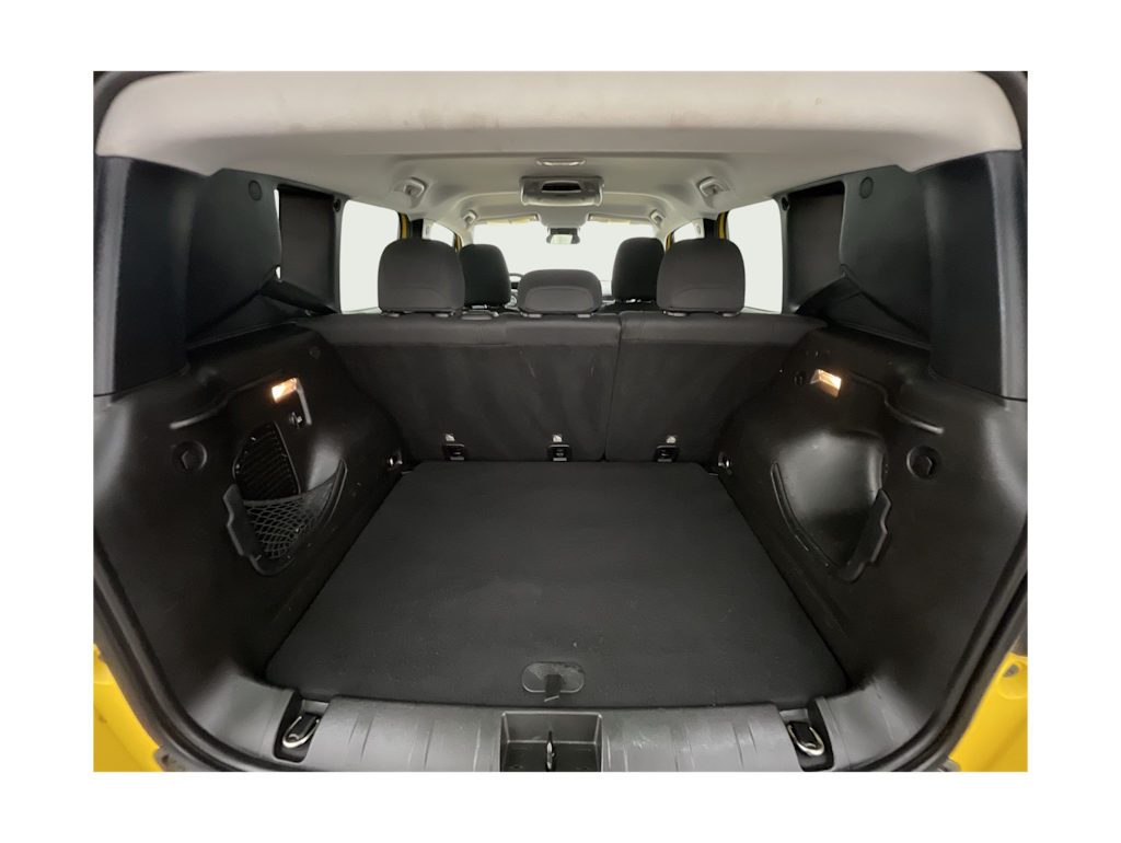 Thumbnail: 2017 Jeep Renegade - 18