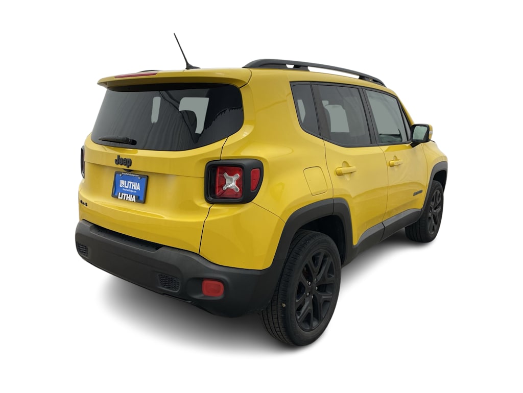 Thumbnail: 2017 Jeep Renegade - 32