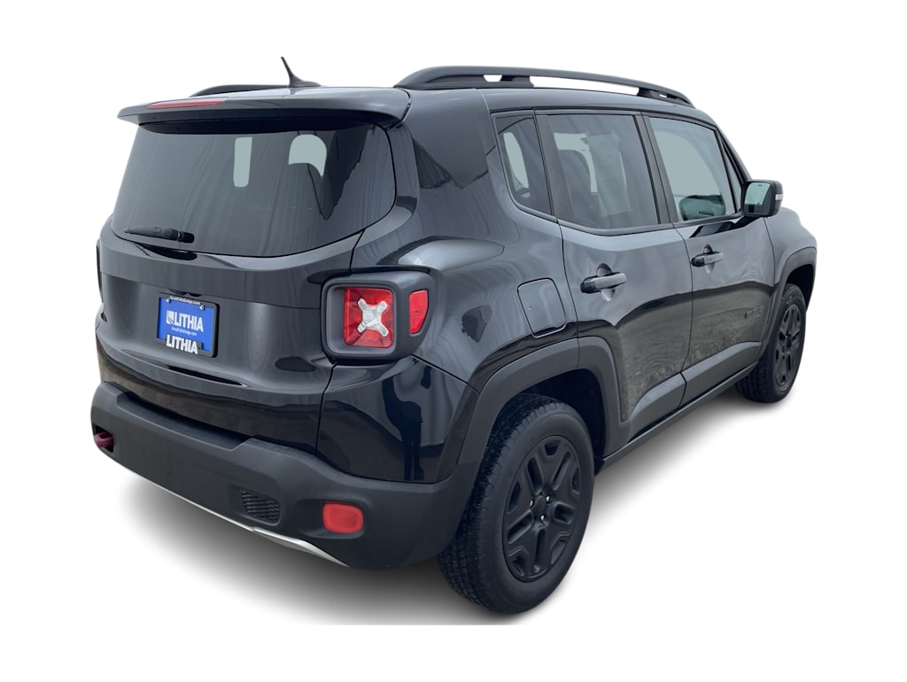 Thumbnail: 2017 Jeep Renegade - 35