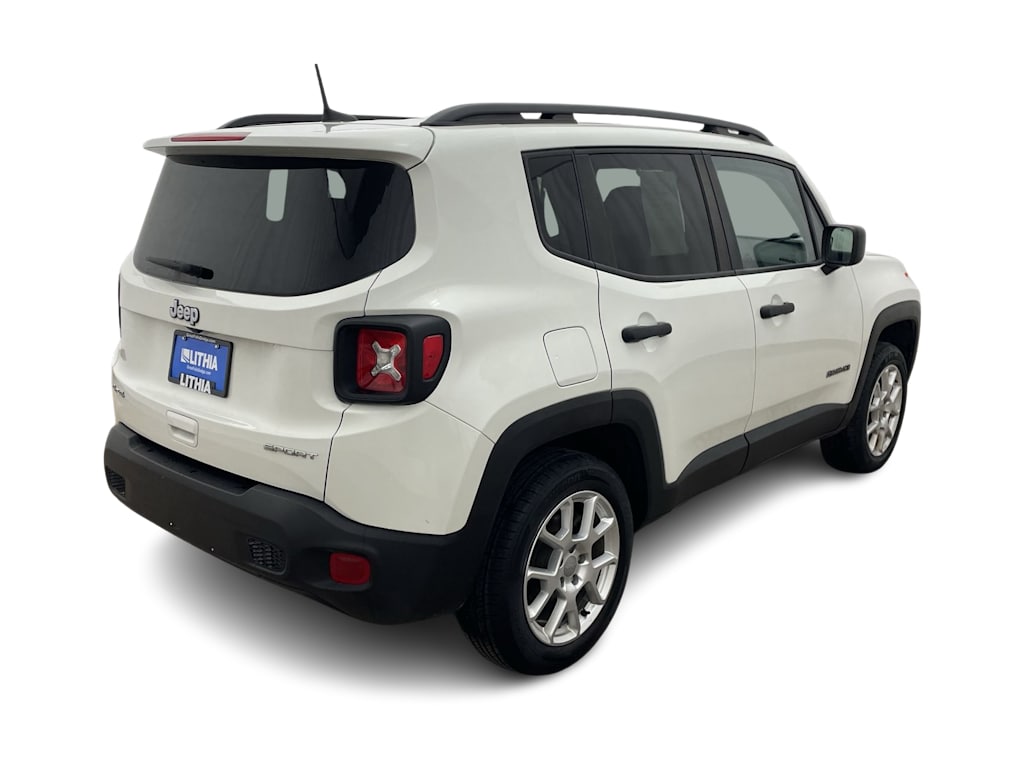 Thumbnail: 2020 Jeep Renegade - 31