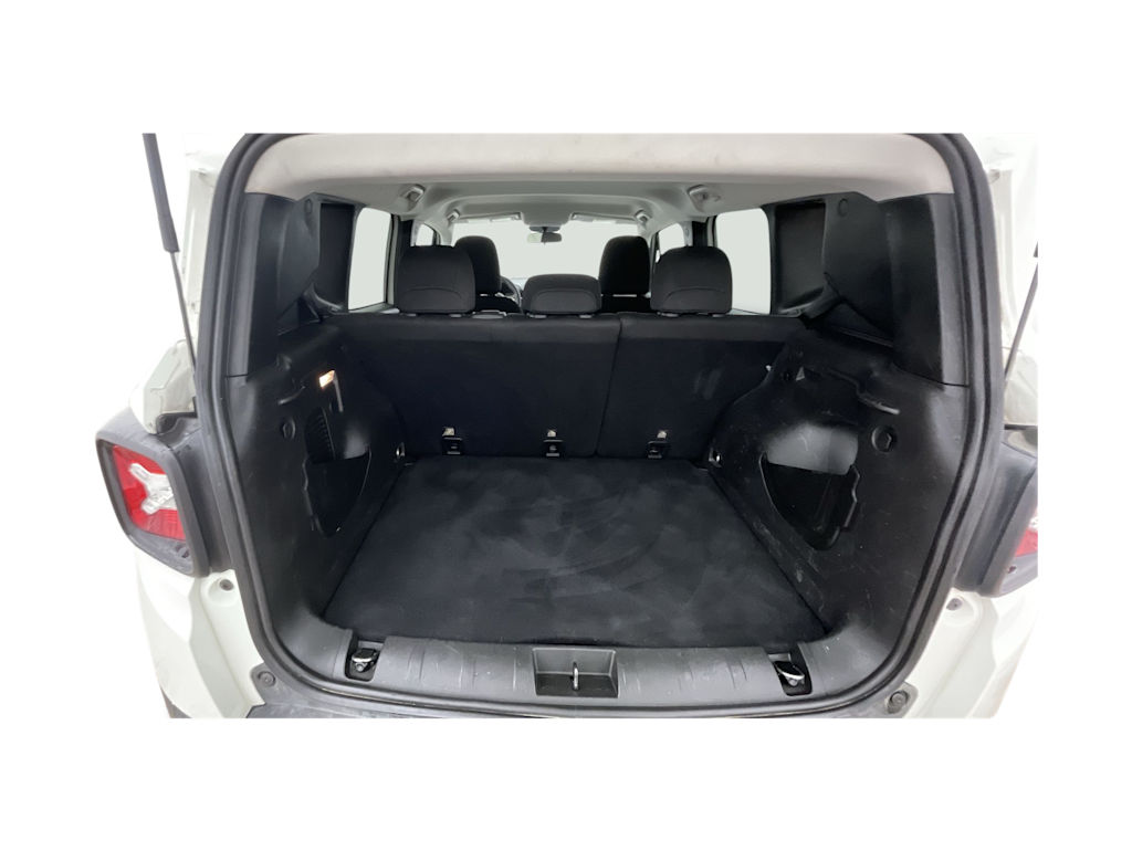 Thumbnail: 2020 Jeep Renegade - 16