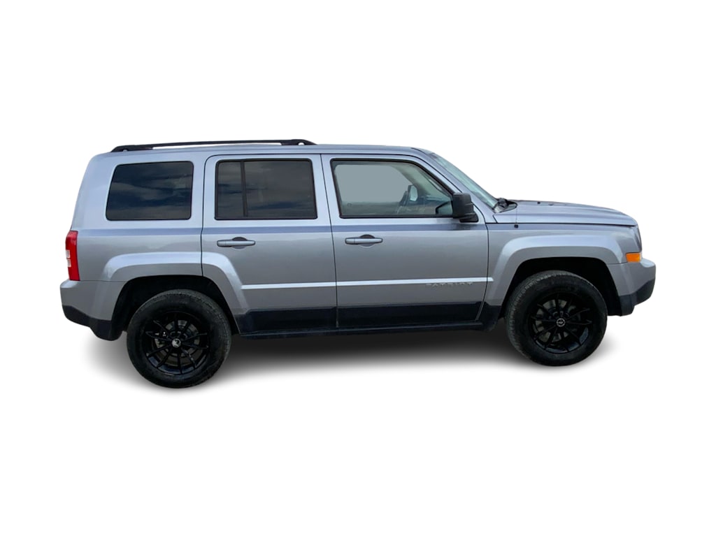 Thumbnail: 2016 Jeep Patriot - 19