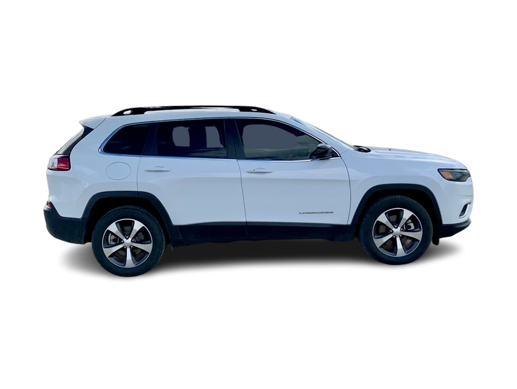 Thumbnail: 2022 Jeep Cherokee - 16