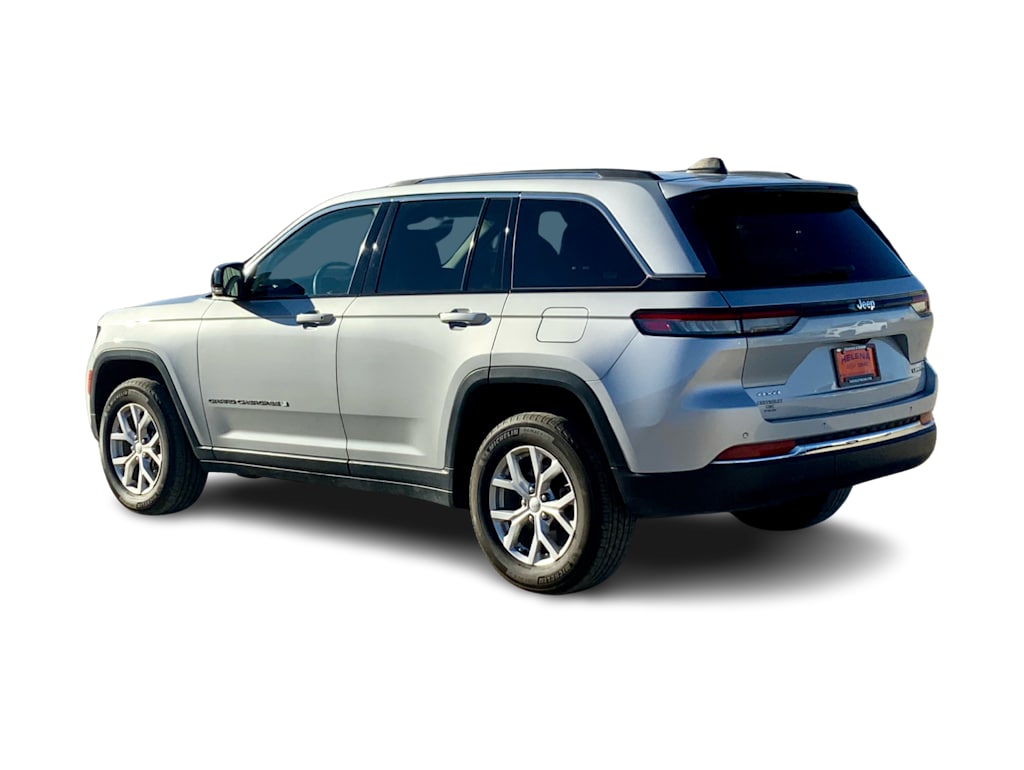 Thumbnail: 2023 Jeep Grand Cherokee - 4