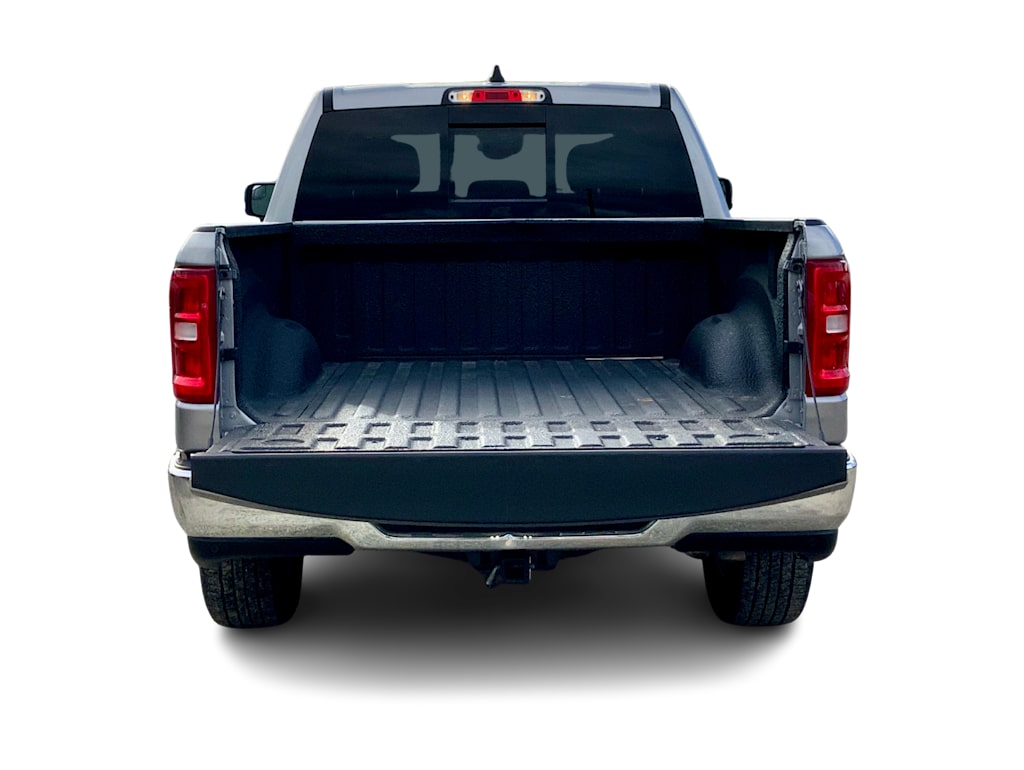 Thumbnail: 2025 RAM 1500 - 18