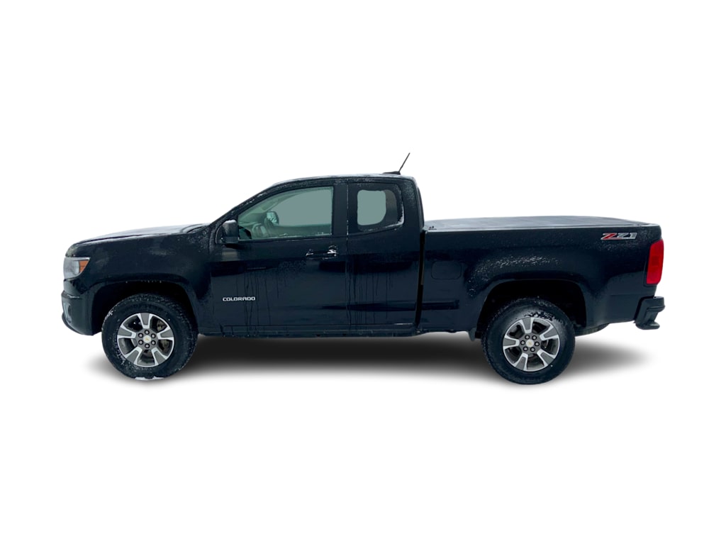 Thumbnail: 2019 Chevrolet Colorado - 3