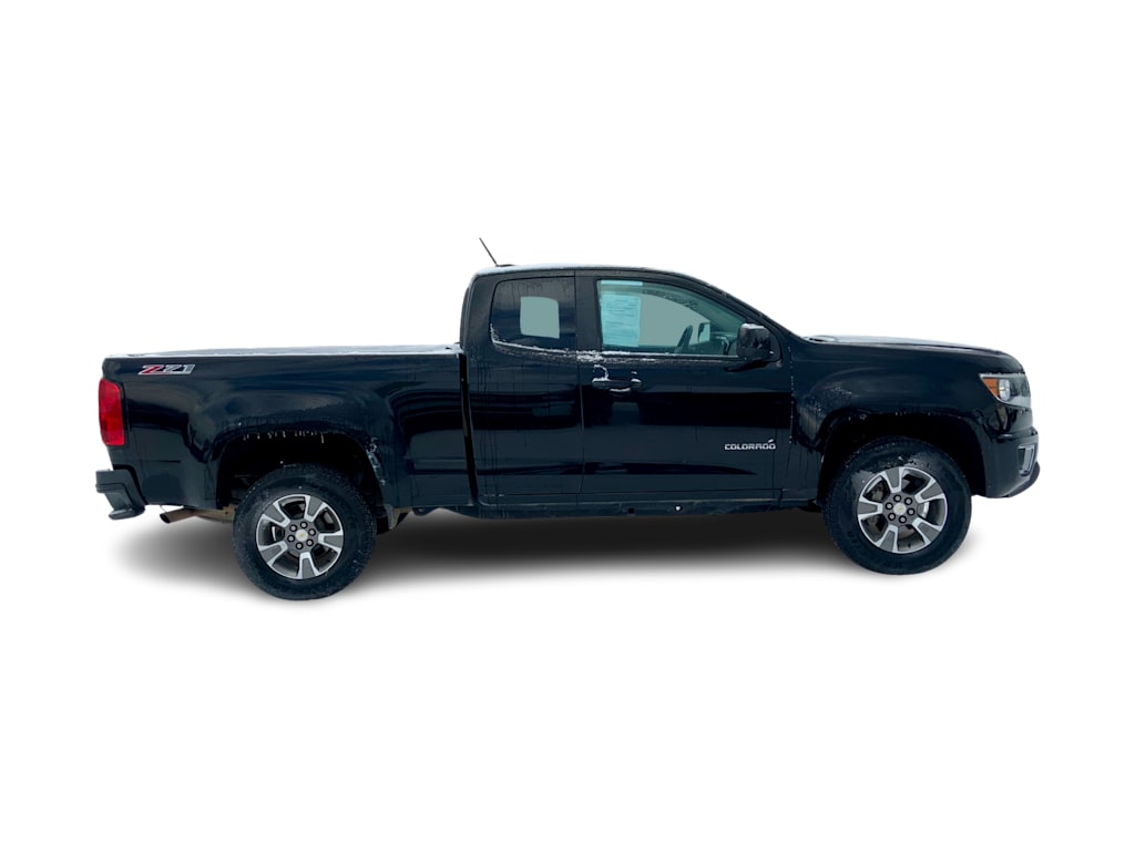 Thumbnail: 2019 Chevrolet Colorado - 21