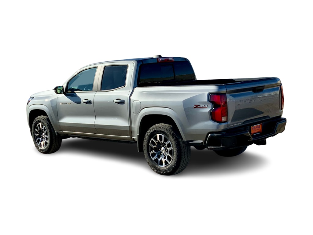 Thumbnail: 2024 Chevrolet Colorado - 4