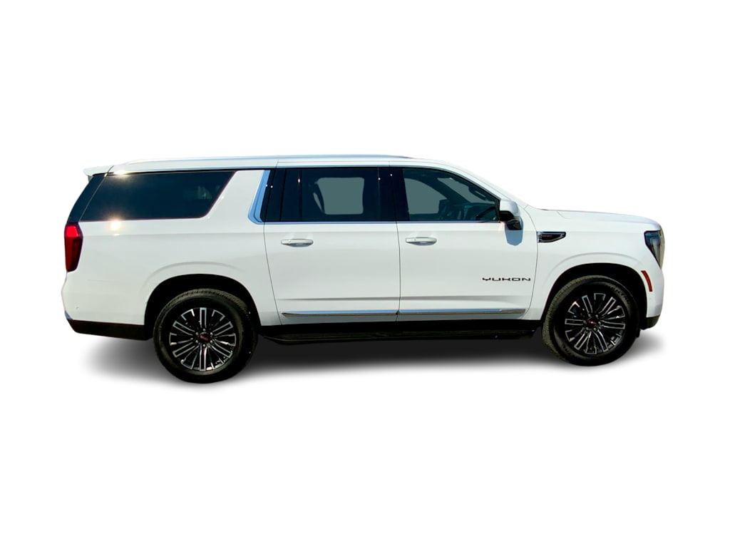 Thumbnail: 2025 GMC Yukon XL - 19