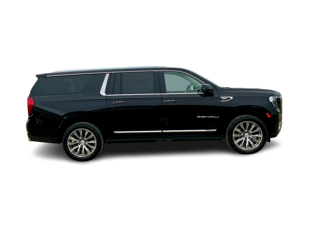 Thumbnail: 2021 GMC Yukon XL - 20