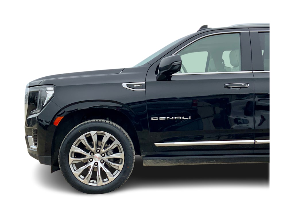 Thumbnail: 2021 GMC Yukon XL - 23