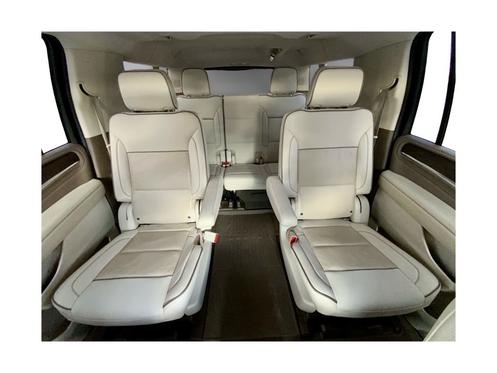 Thumbnail: 2021 GMC Yukon XL - 38