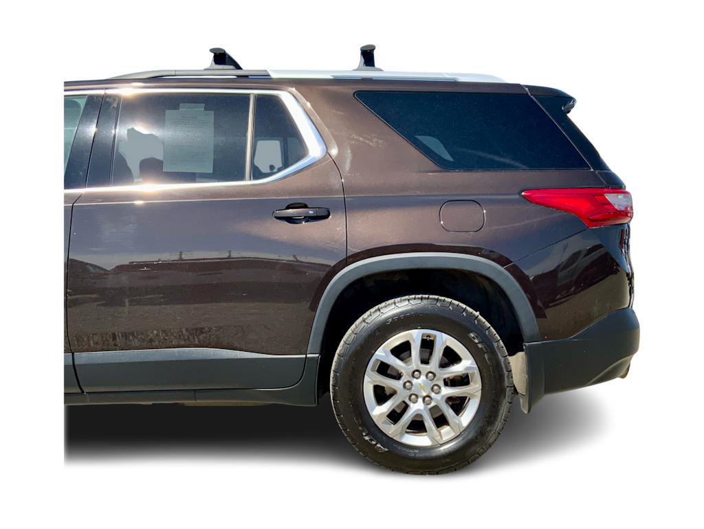 Thumbnail: 2018 Chevrolet Traverse - 25