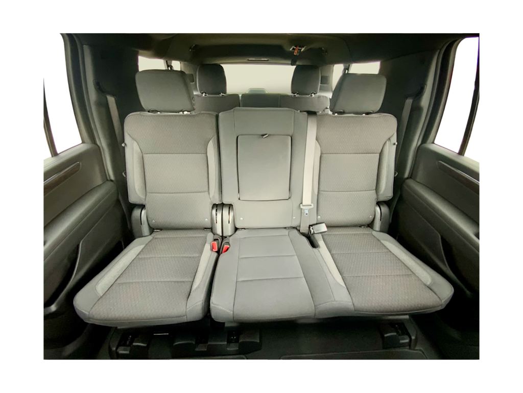 Thumbnail: 2026 Chevrolet Suburban - 35