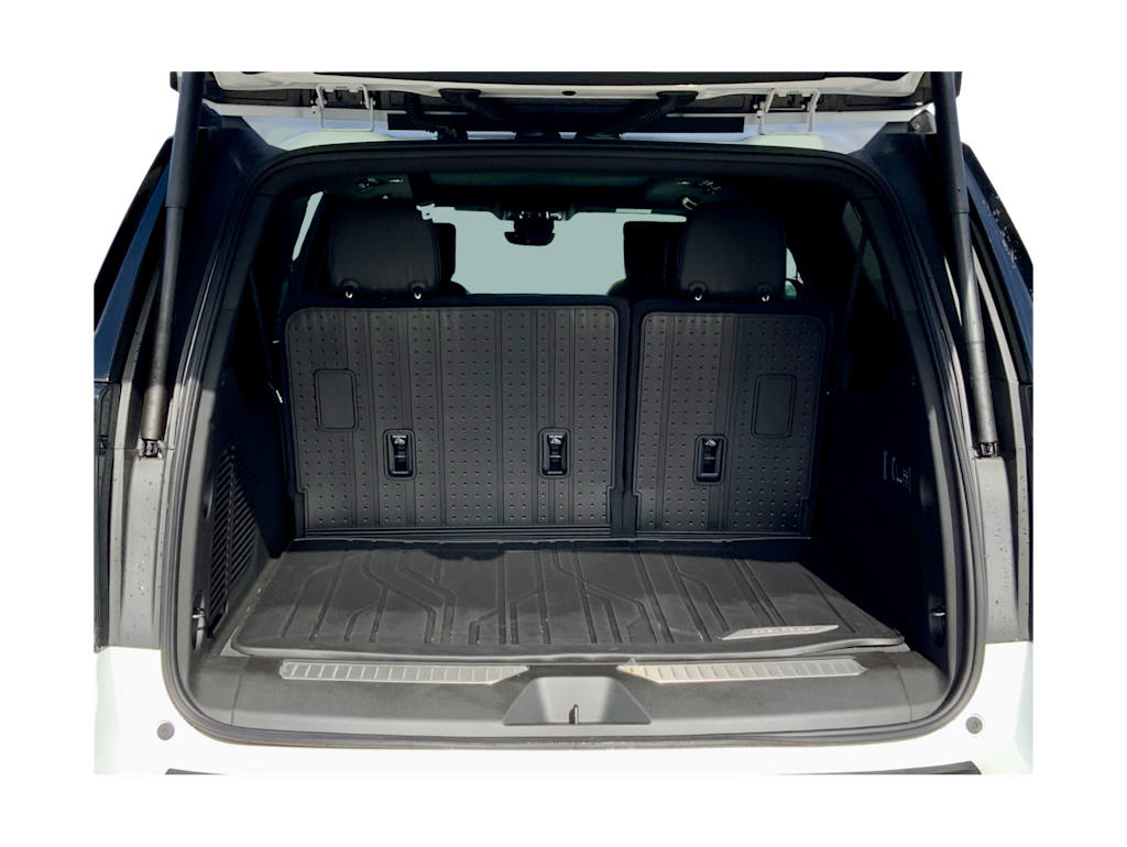 Thumbnail: 2026 Chevrolet Suburban - 39
