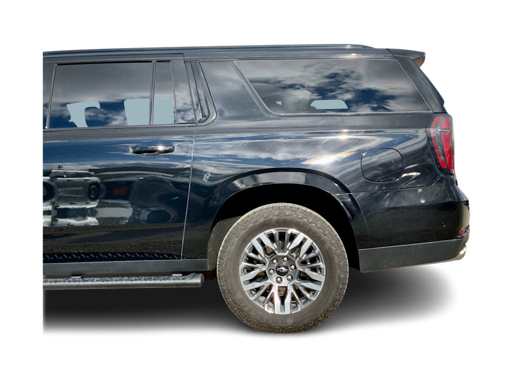 Thumbnail: 2025 Chevrolet Suburban - 24