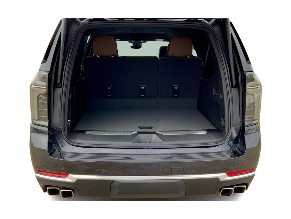 2025 Chevrolet Suburban High Country 17