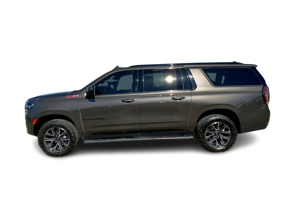Thumbnail: 2021 Chevrolet Suburban - 3