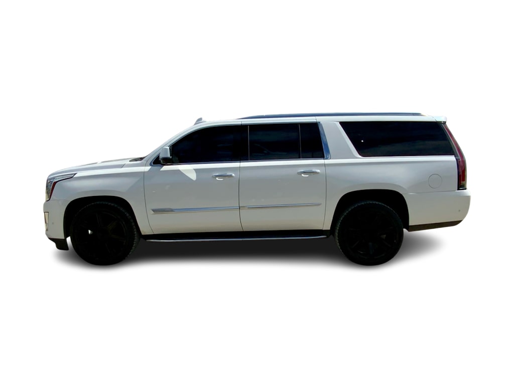 Thumbnail: 2020 Cadillac Escalade - 3