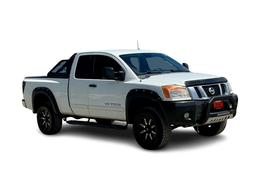 Thumbnail: 2014 Nissan Titan - 18
