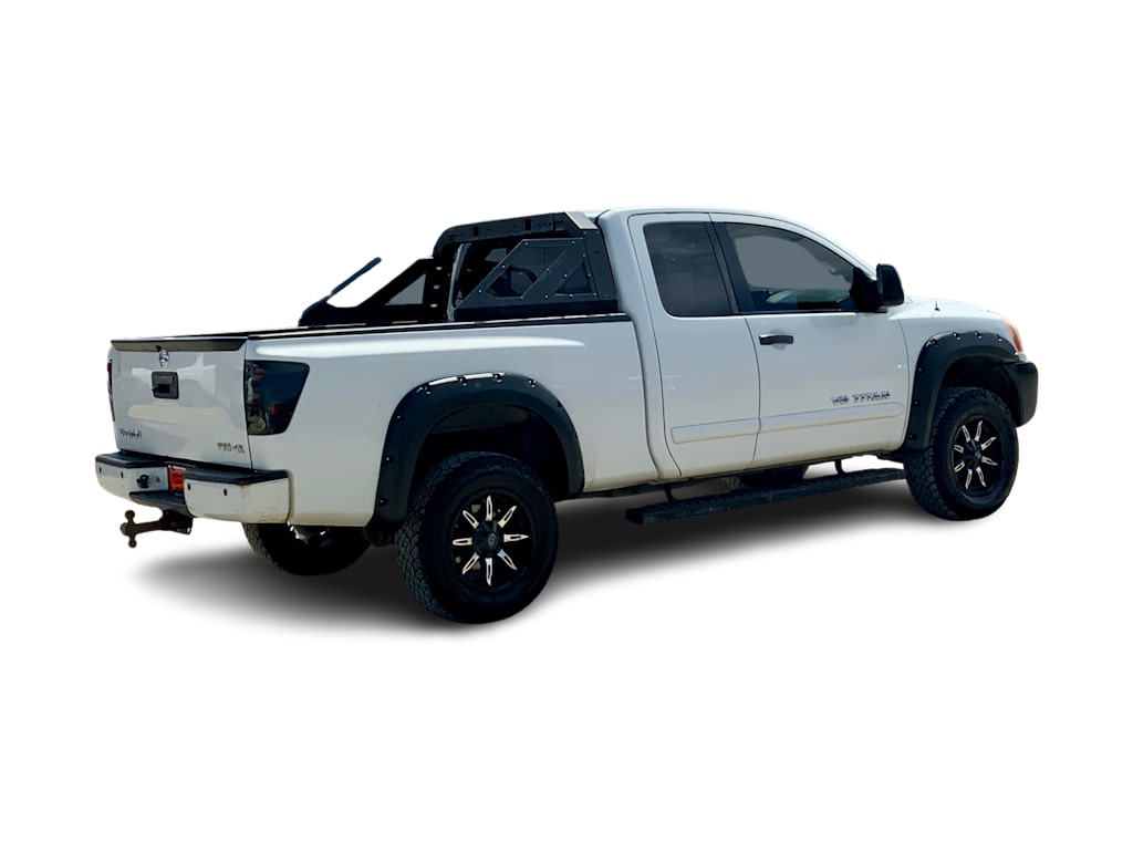 Thumbnail: 2014 Nissan Titan - 16